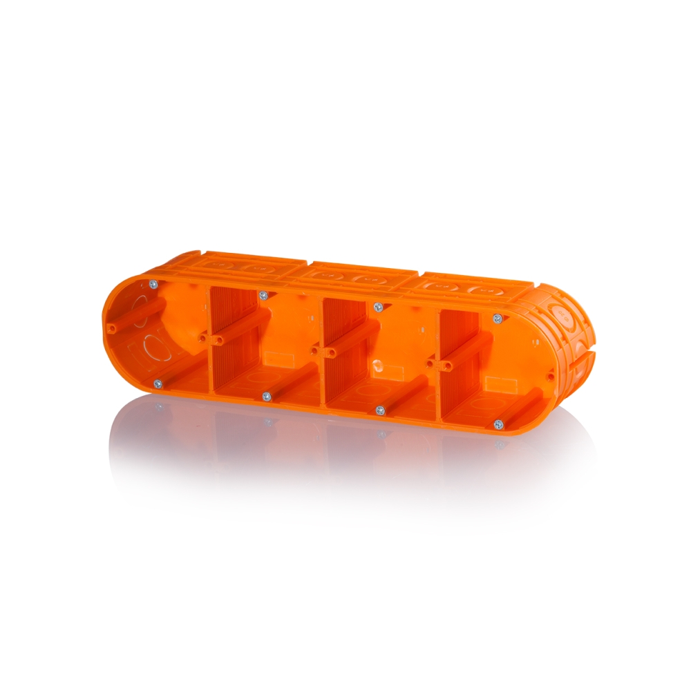 Doză aparat perete solid, cvadruplă, șuruburi 4p x 60mm